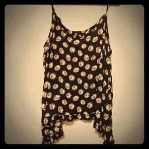 Tank top with daisy flowers